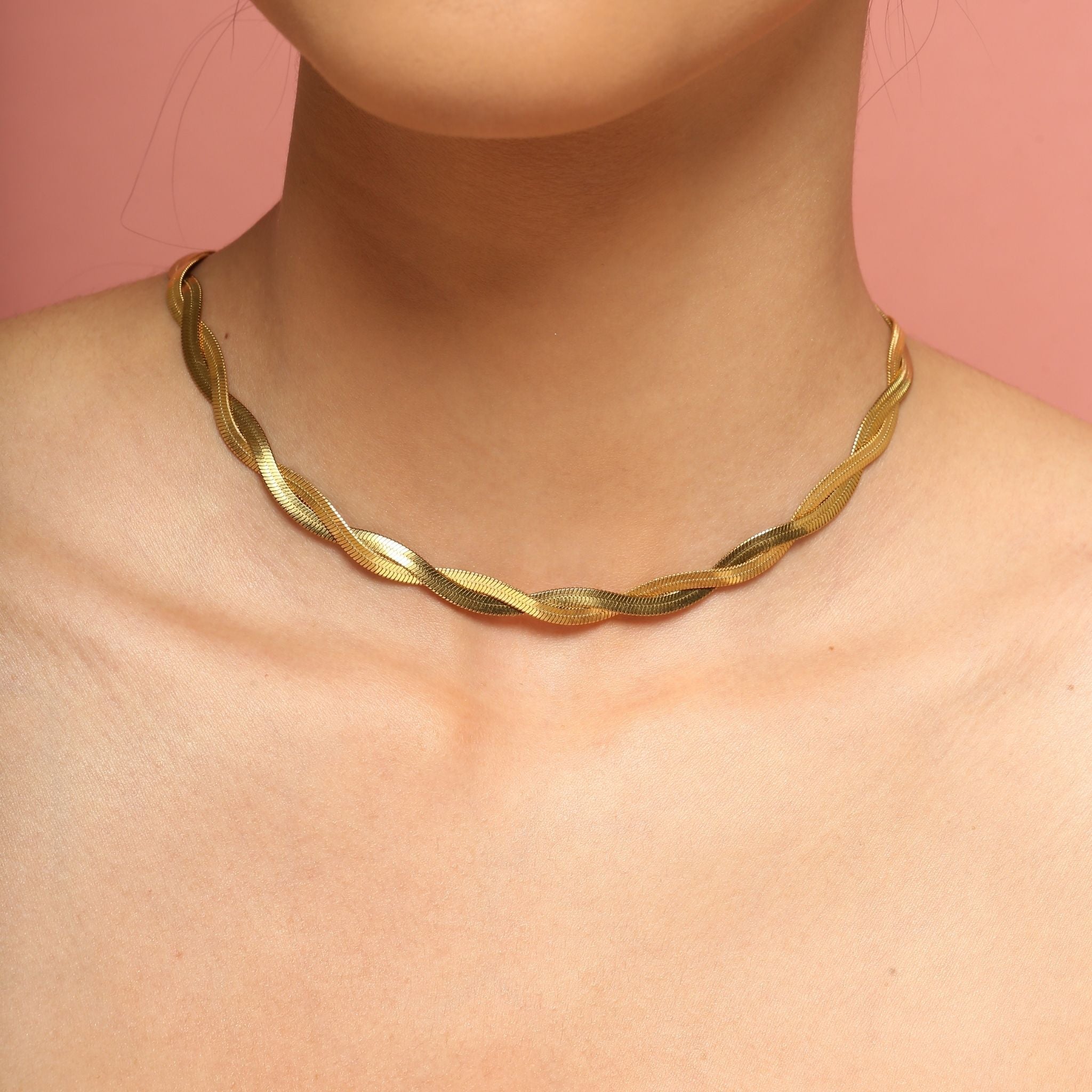 Ana Chain Necklace