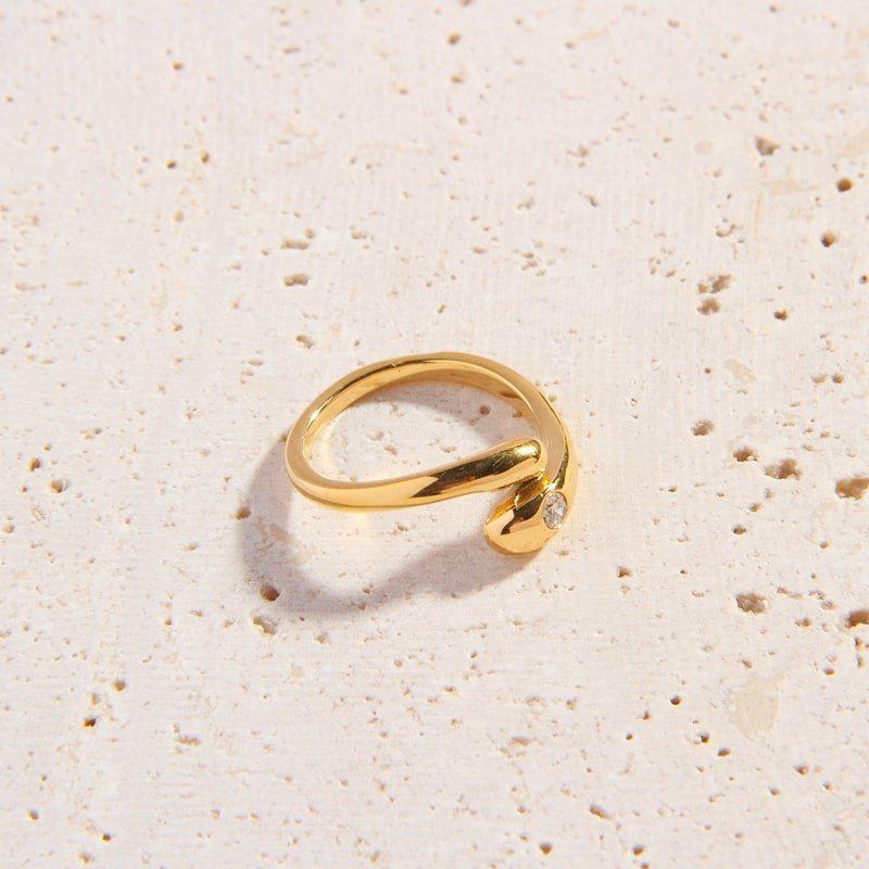 Charline Ring