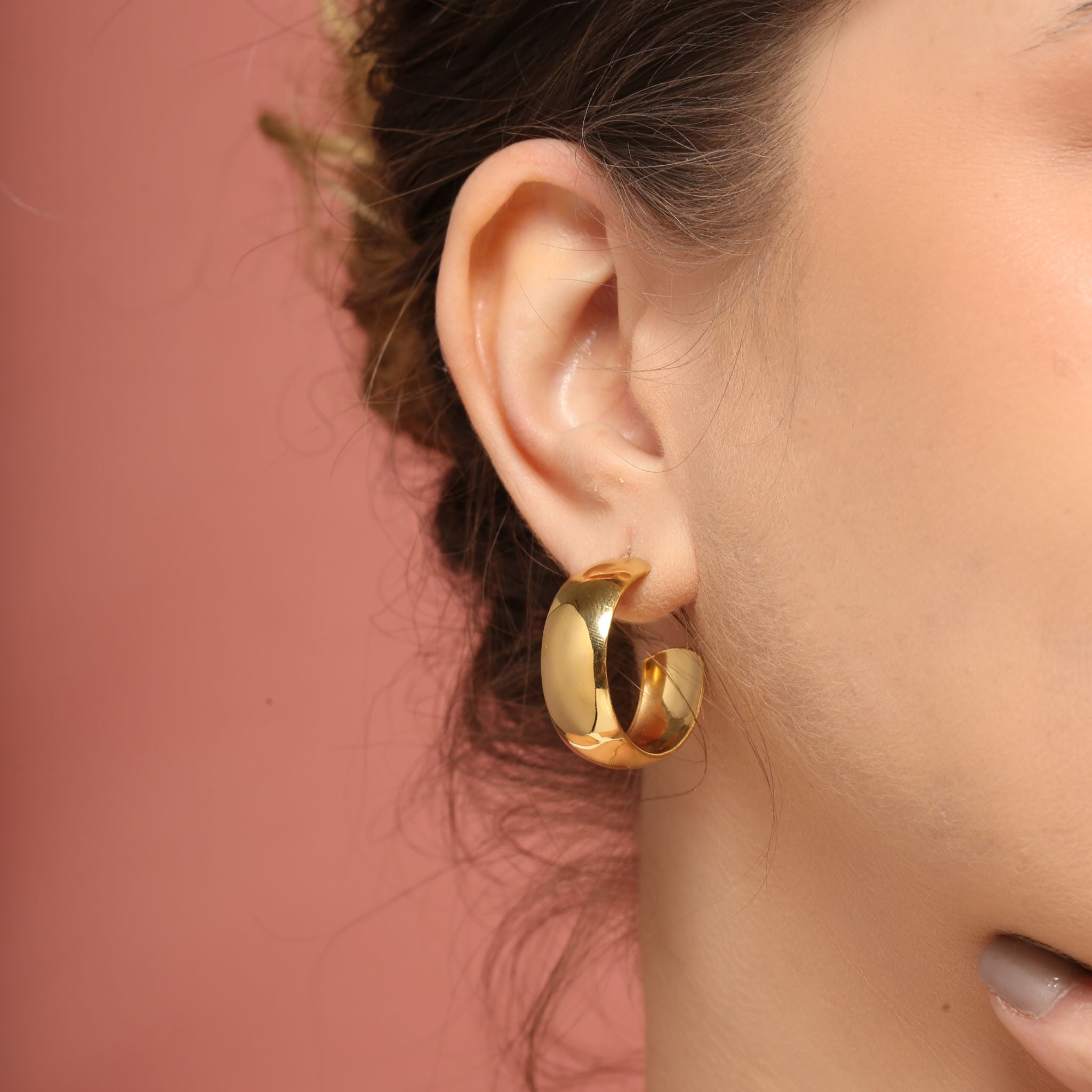 Demi Hoops
