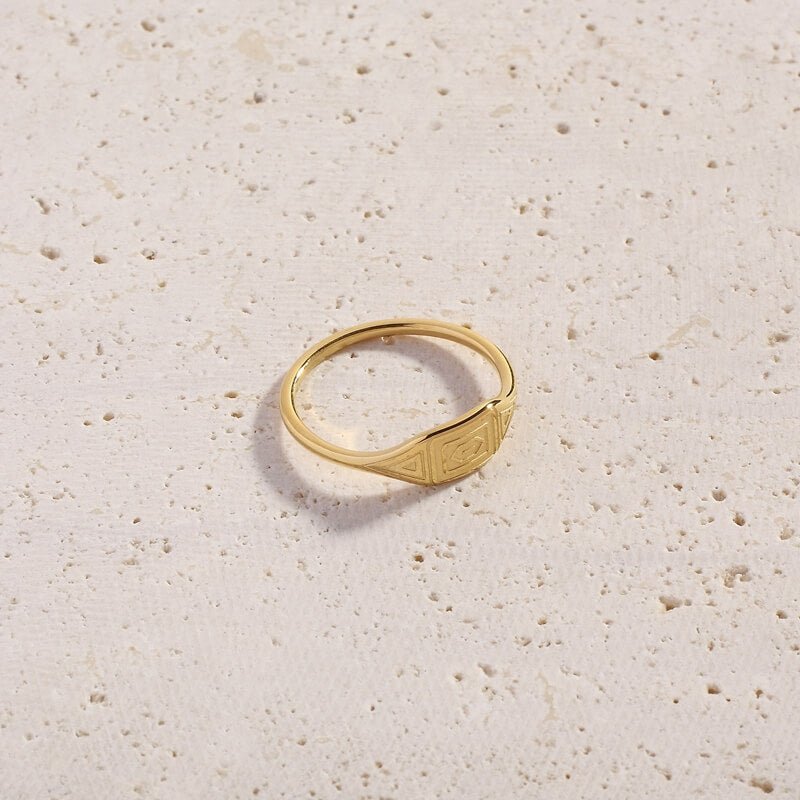 Dolfina Ring