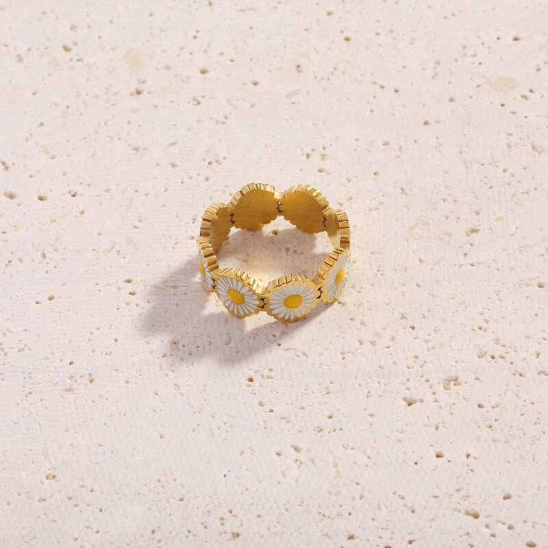Faviola Ring