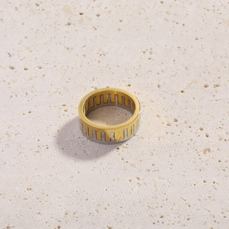 Felisa Ring