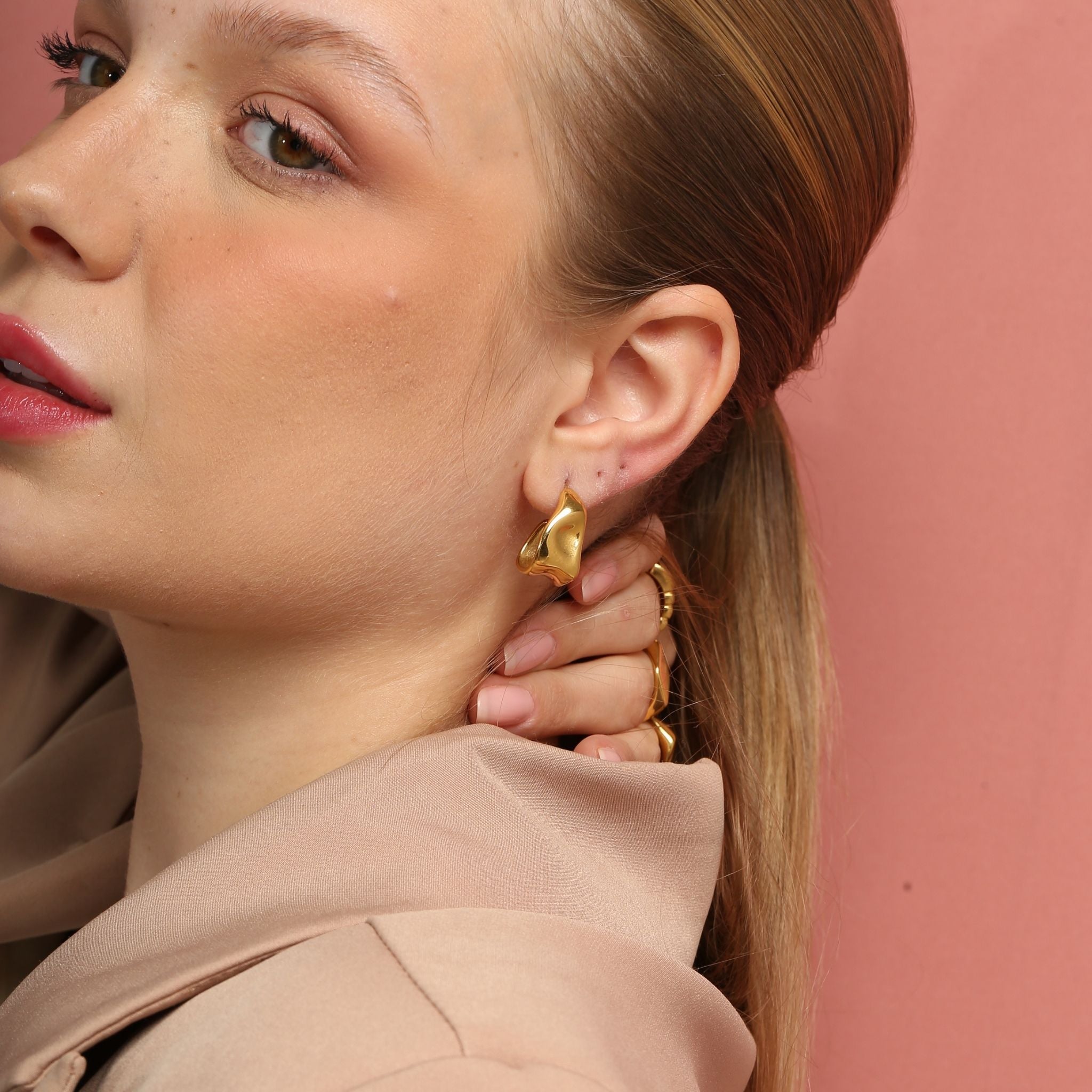 Jacobella Hoops