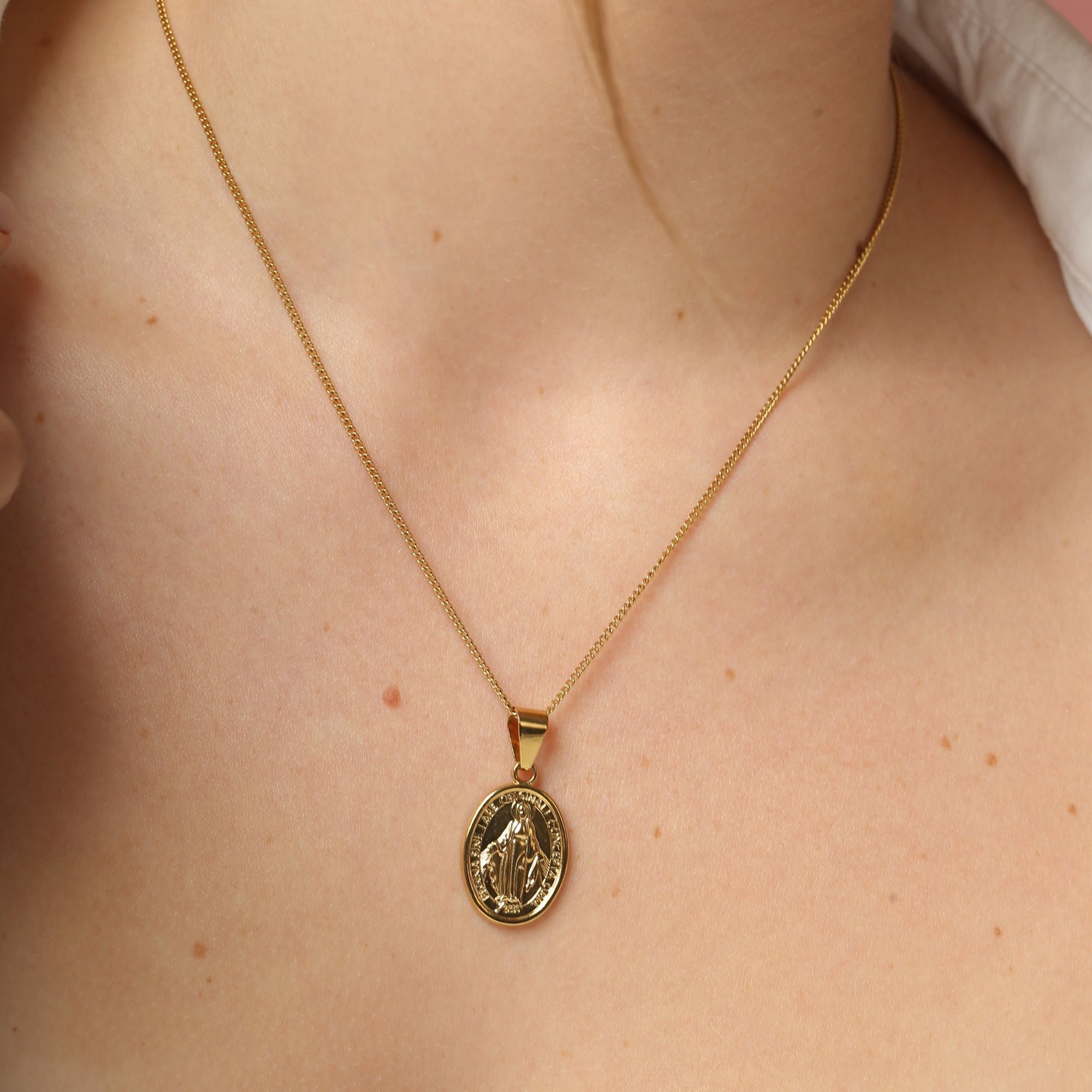 La Femme Necklace