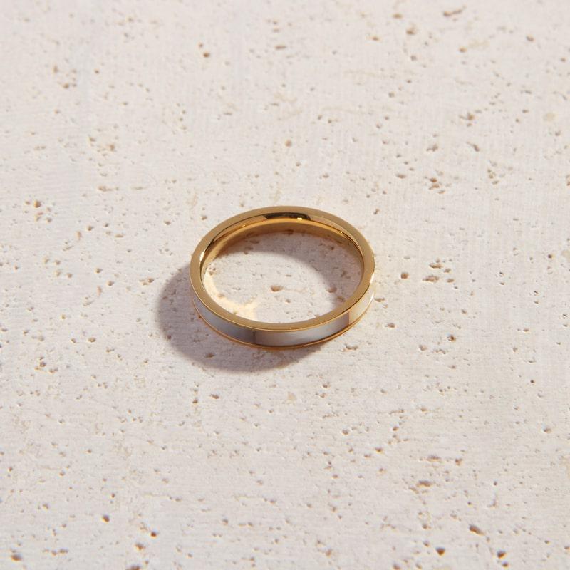 Leonora Ring