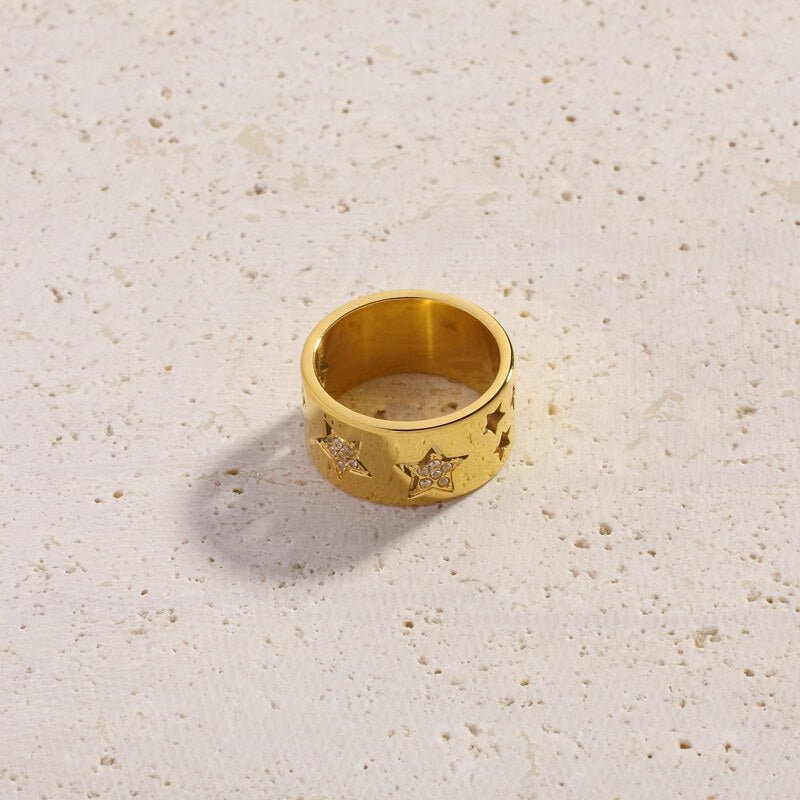 Livia Ring