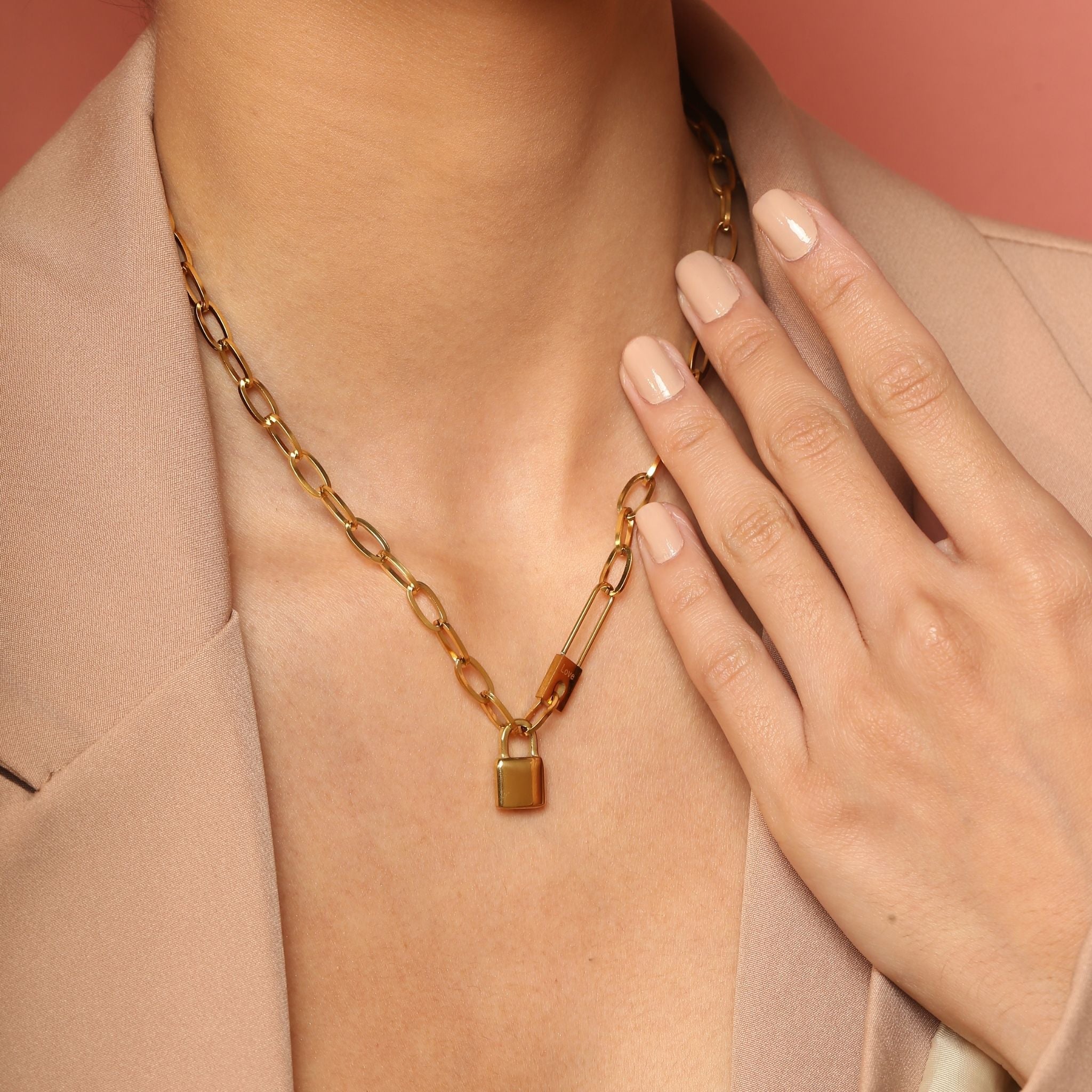 Lulu Necklace