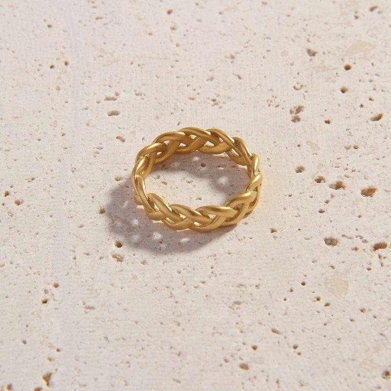 Lydia Ring