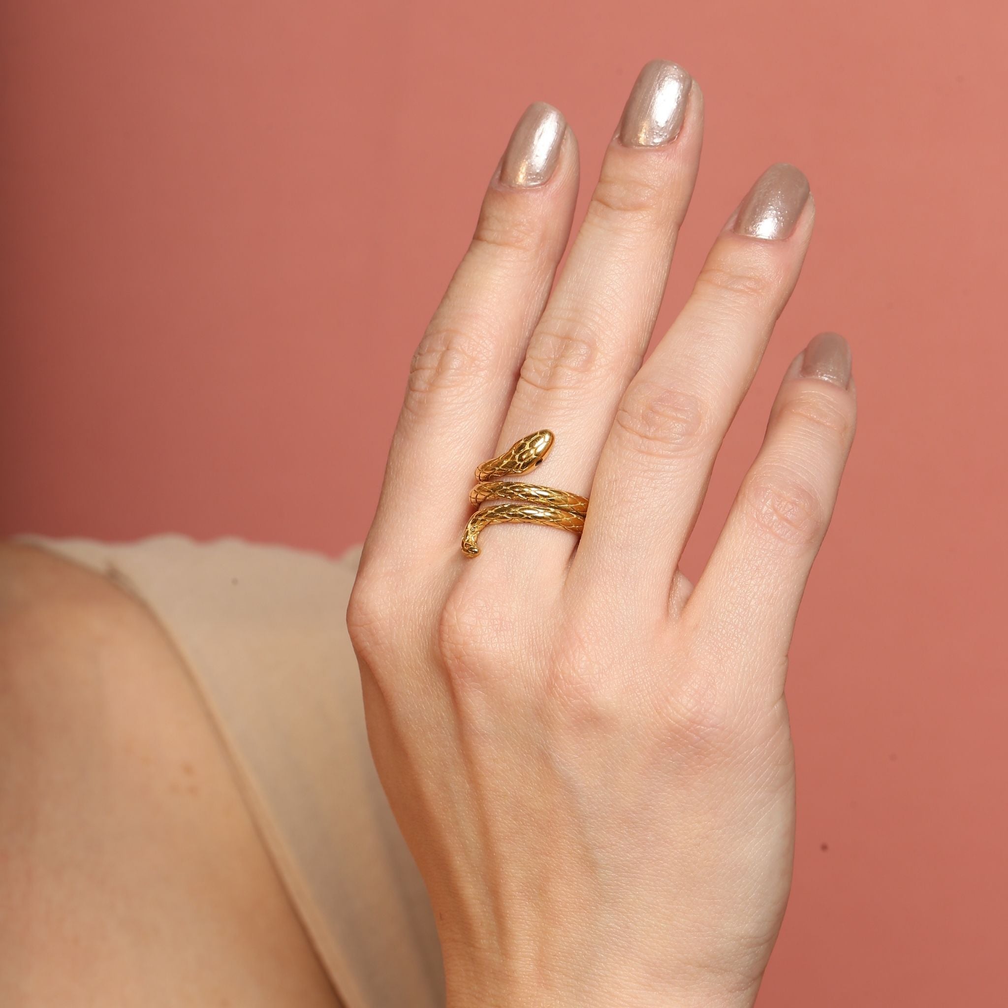Nieve Ring