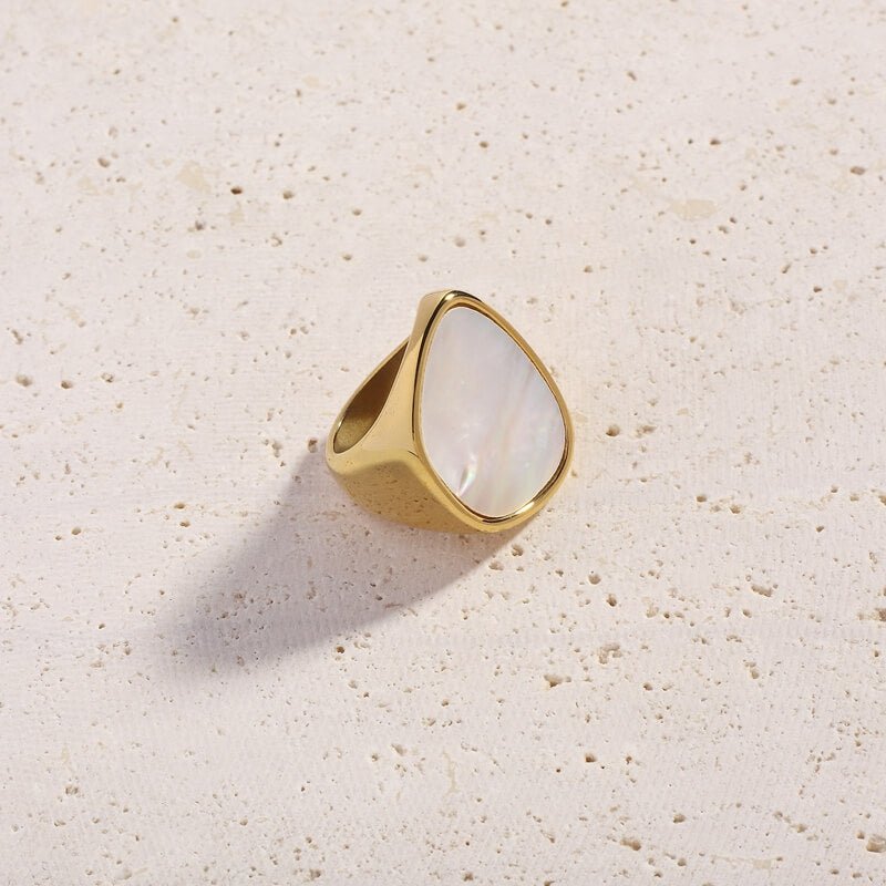 Quintinna Ring