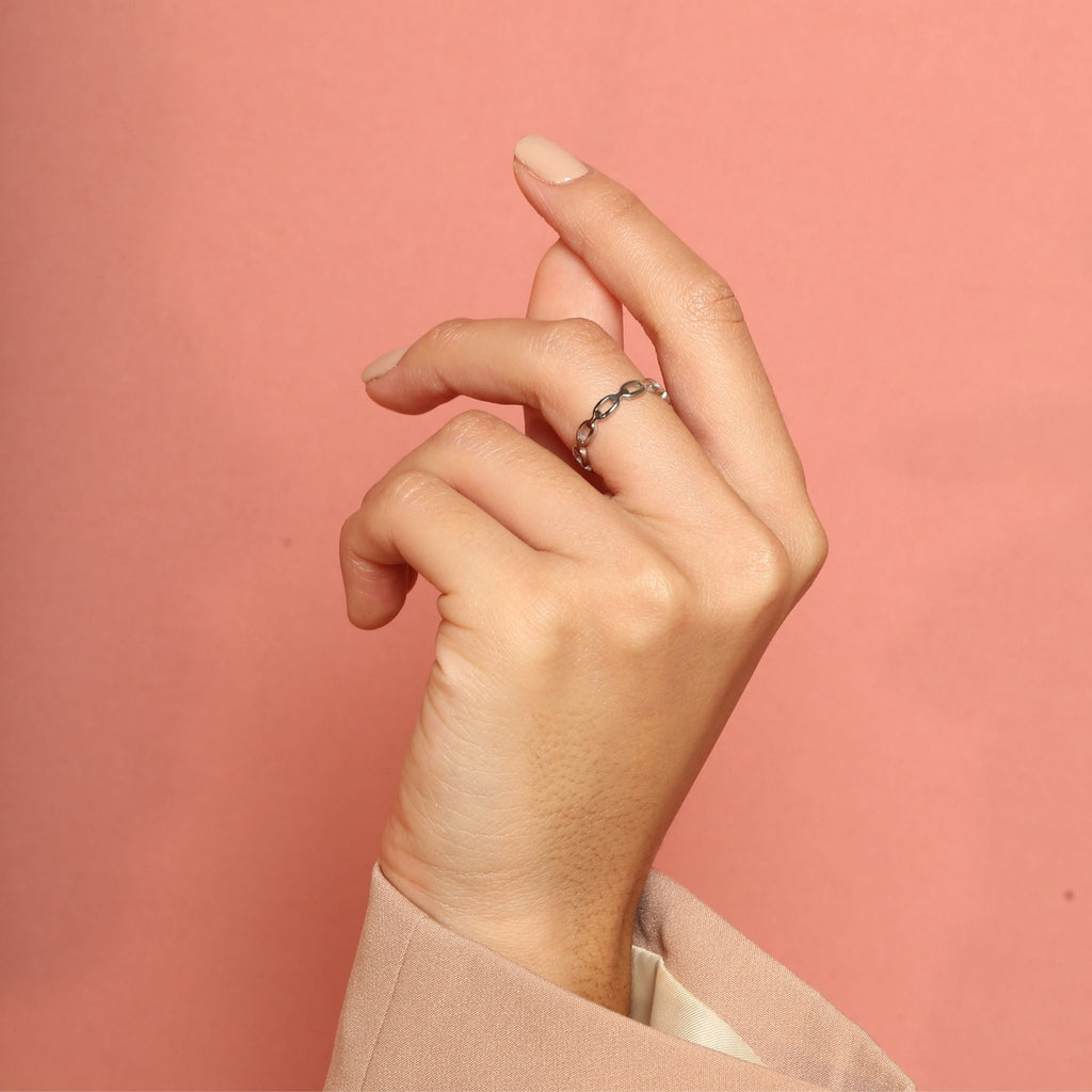 Silver Cleo Ring