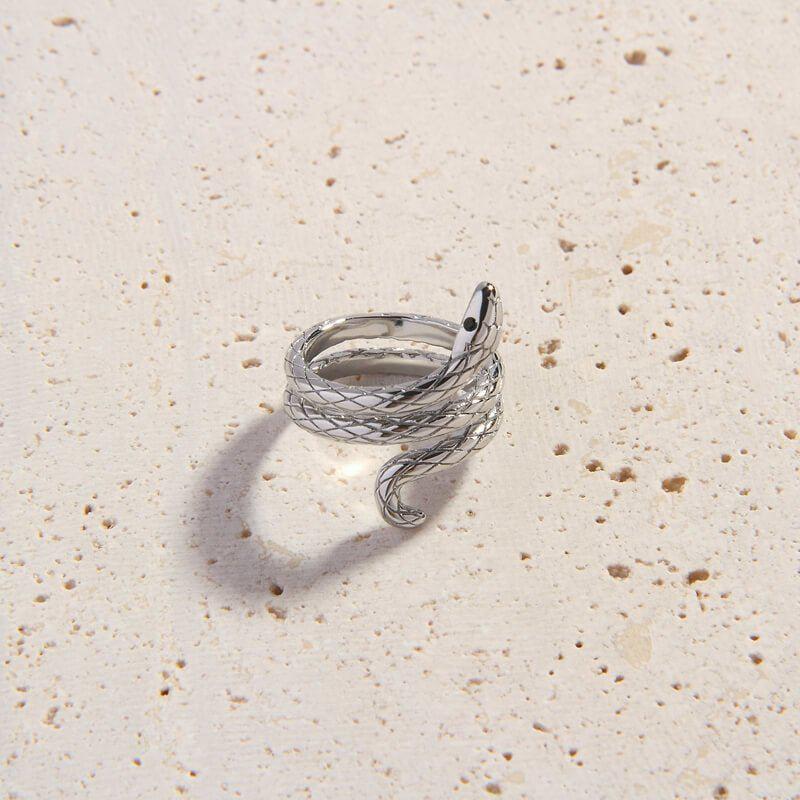 Silver Nieve Ring